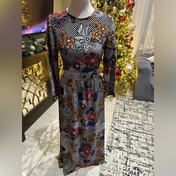 Maxi dress - Picture 1 of 5